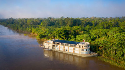 The 22-cabin Delfin III.